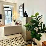 Beautiful In Bairro Alto-gremio شقة Lisboa